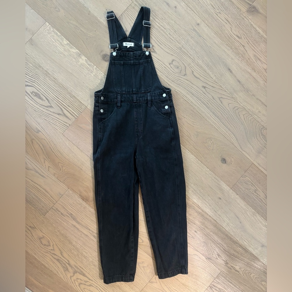 Madewell Straight-Leg Overalls in Lunar Wash